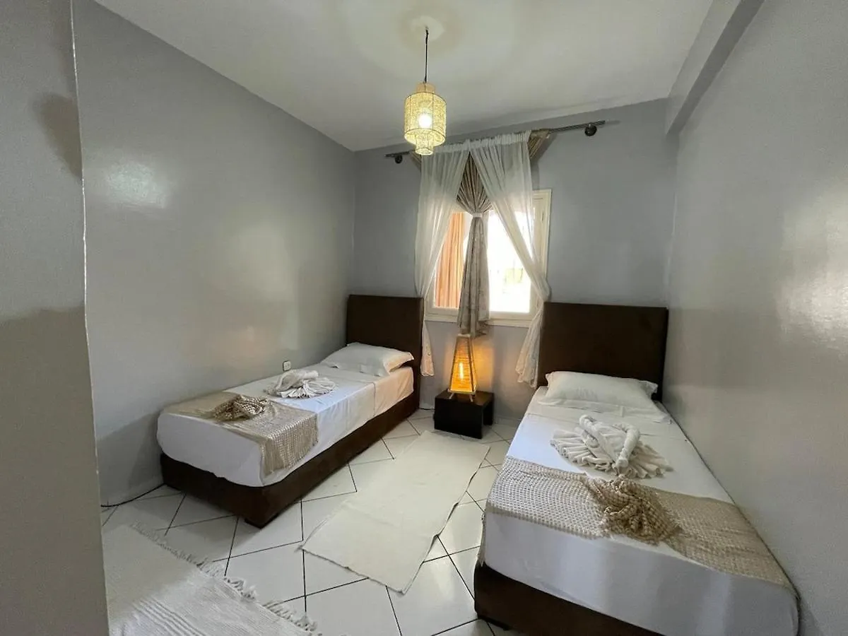 Beautiful Apartment With Parking For Famelies Agadir 0*,